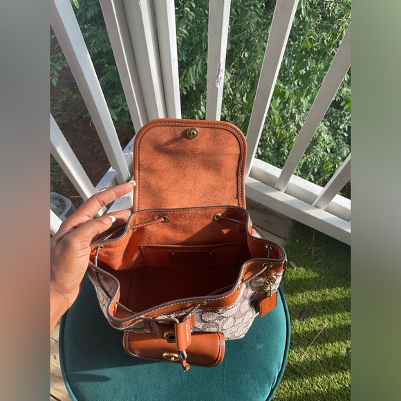 Riya Backpack 21 In Signature Textile Jacquard - Picture 5 of 7